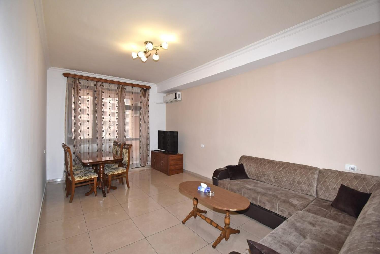 Armenak Apartment In Aram Str Ereván Exterior foto